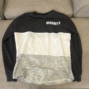 Hershey pull over size XS
